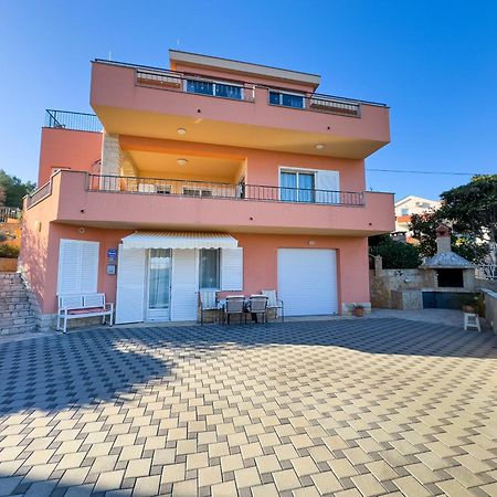 Regina Del Mare Apartment Slatine Luaran gambar
