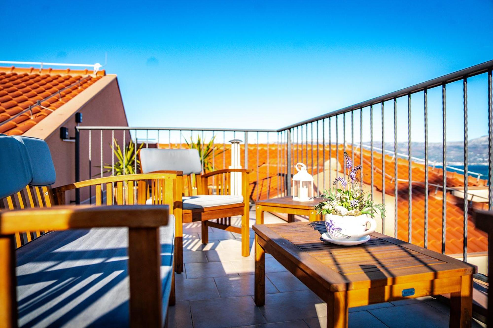 Regina Del Mare Apartment Slatine Luaran gambar