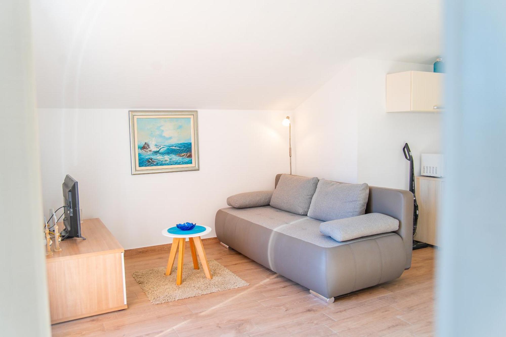 Regina Del Mare Apartment Slatine Luaran gambar